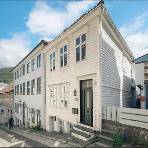 Apartment Center, Bergen